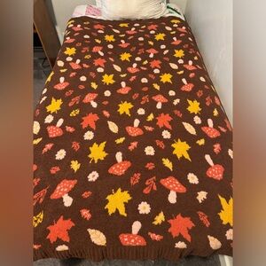 Fall throw blanket